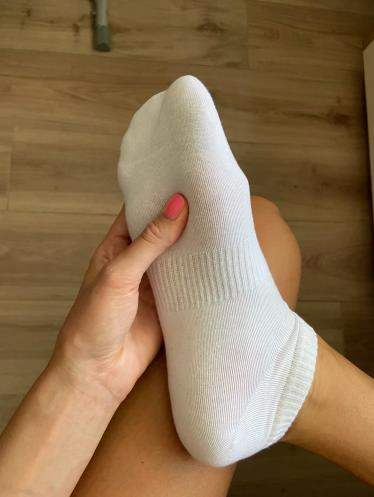 Носки женские белые короткие ношенные
